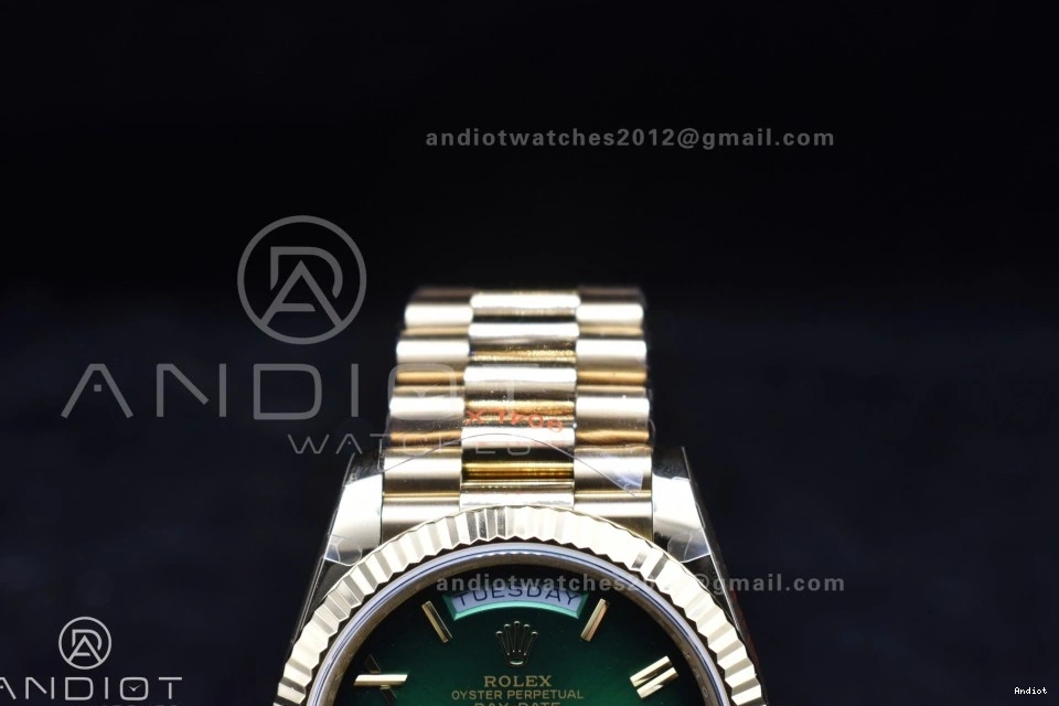 QF Best A2836 Black DayDate Edition 904L 40 V4 Weight) Dial on (Gain Steel Bracelet President Green YG 0301